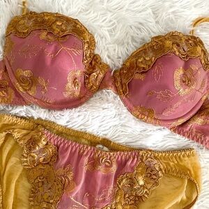 Rare Victoria’s Secret vintage pink & gold lace & mesh floral bra & panty set